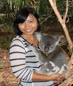 It wasn’t all hard work—Sandar at the Lone Pine Sanctuary